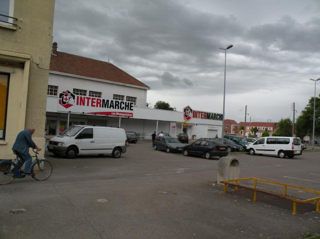  Intermarché, mail des Charmilles